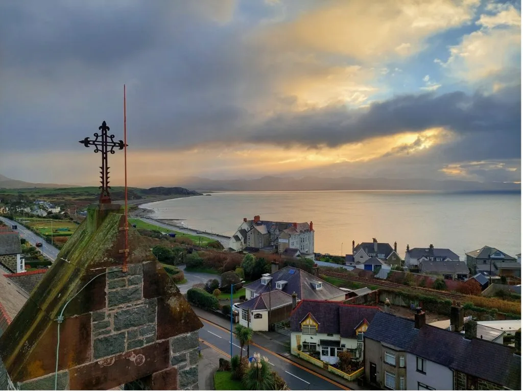 PTSG provides electrical services for church in Criccieth